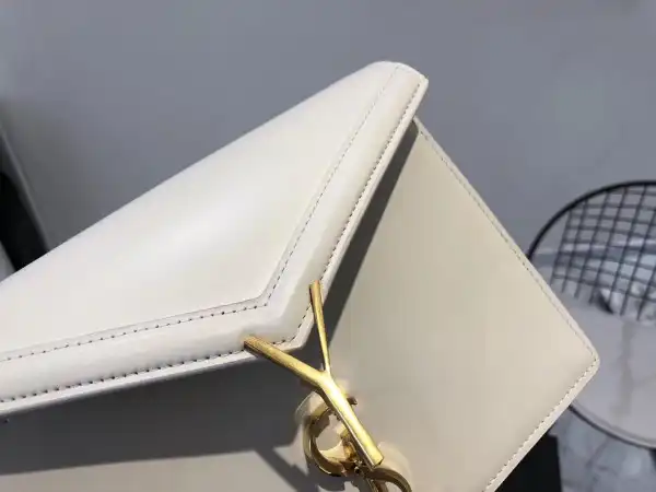 YSL CASSANDRA