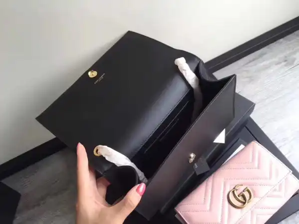 YSL KATE MEDIUM