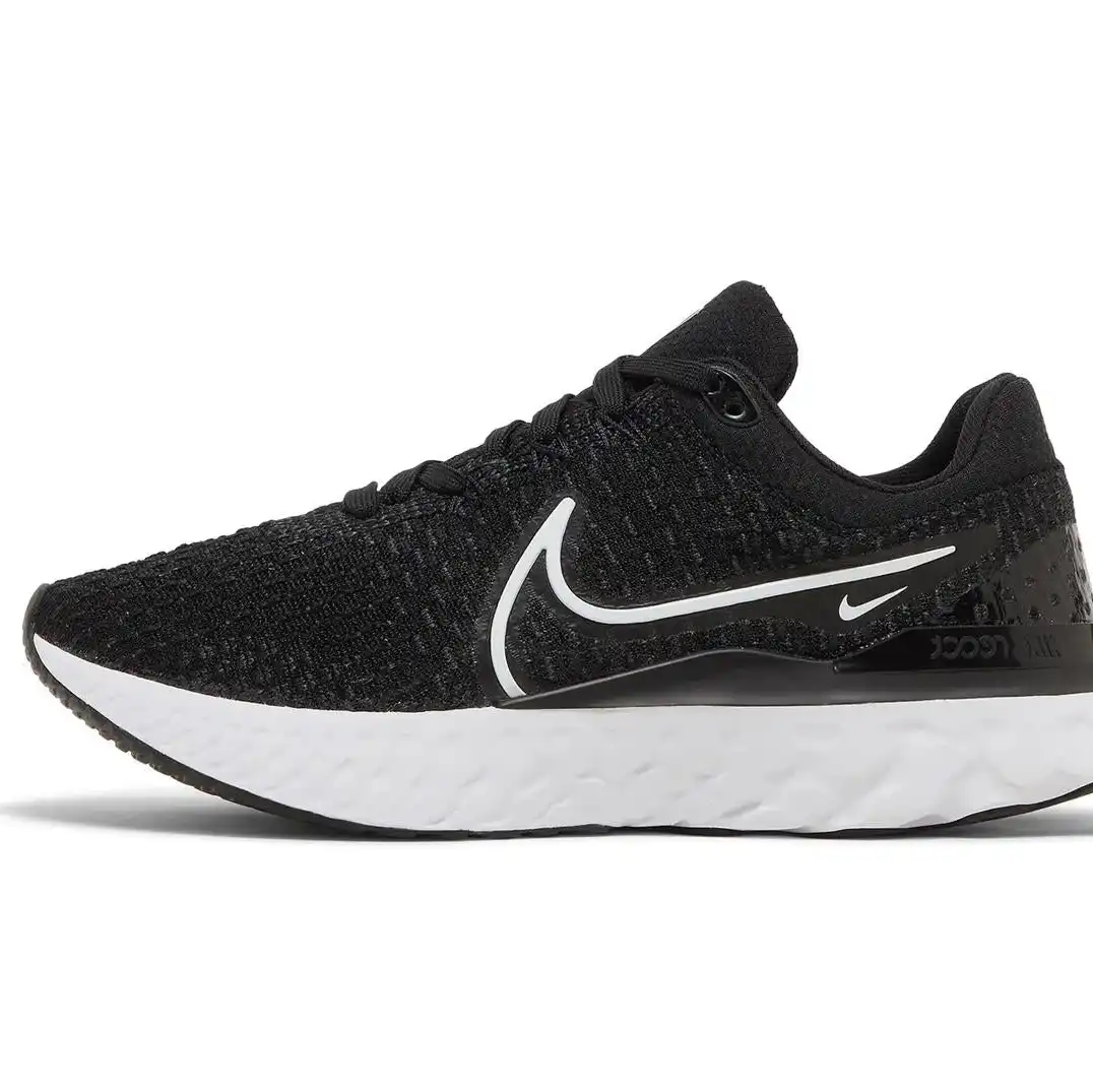 React Infinity Run Flyknit 3 Black White W