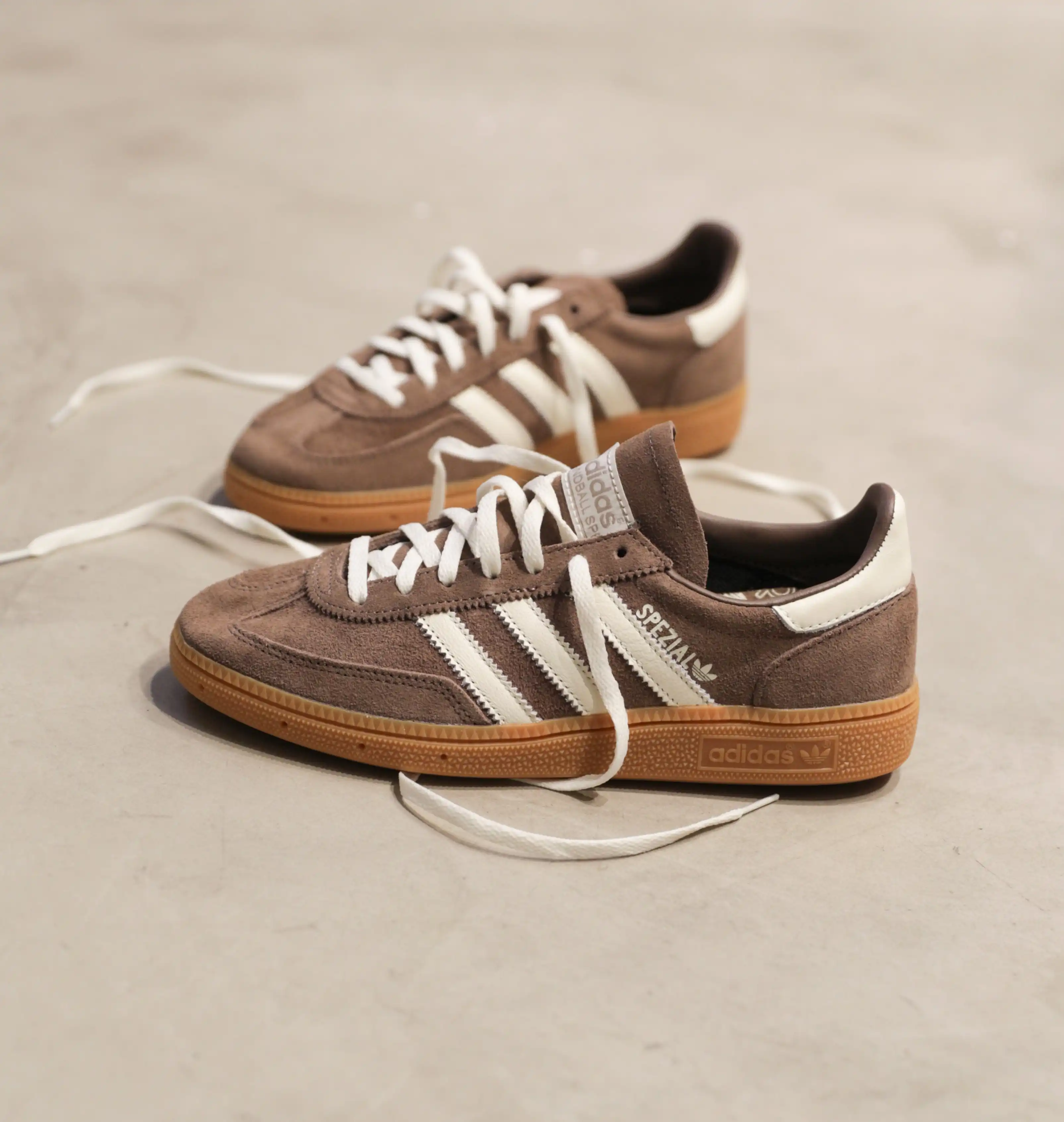 adidas Handball Spezial Earth Strata Gum W