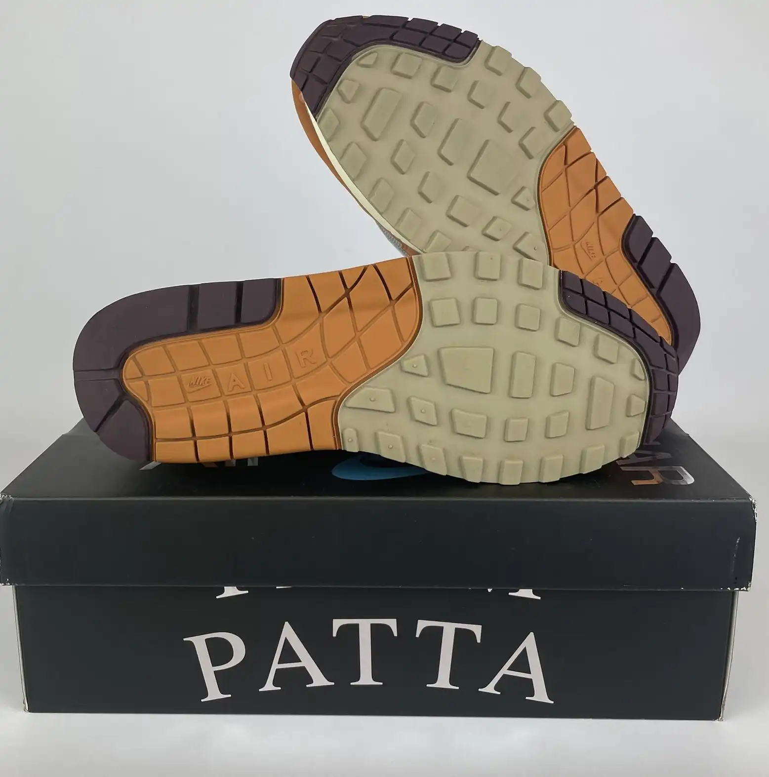 Nike Air Max 1 Patta Waves Monarch (with Bracelet) UK7
