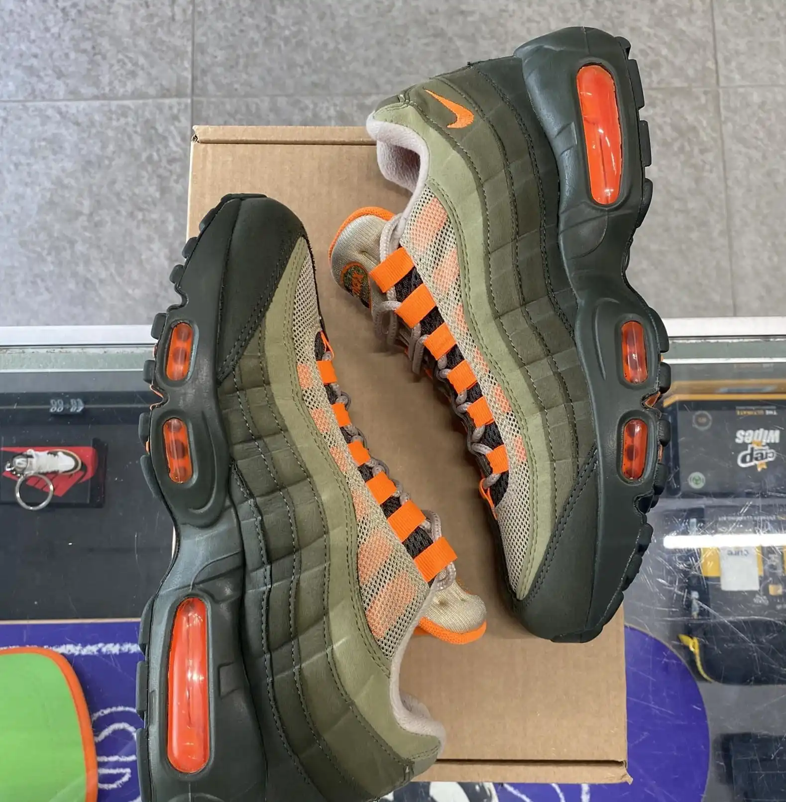 Nike Air Max 95 OG 'Neutral Olive Total Orange' UK5.5 (No Box)