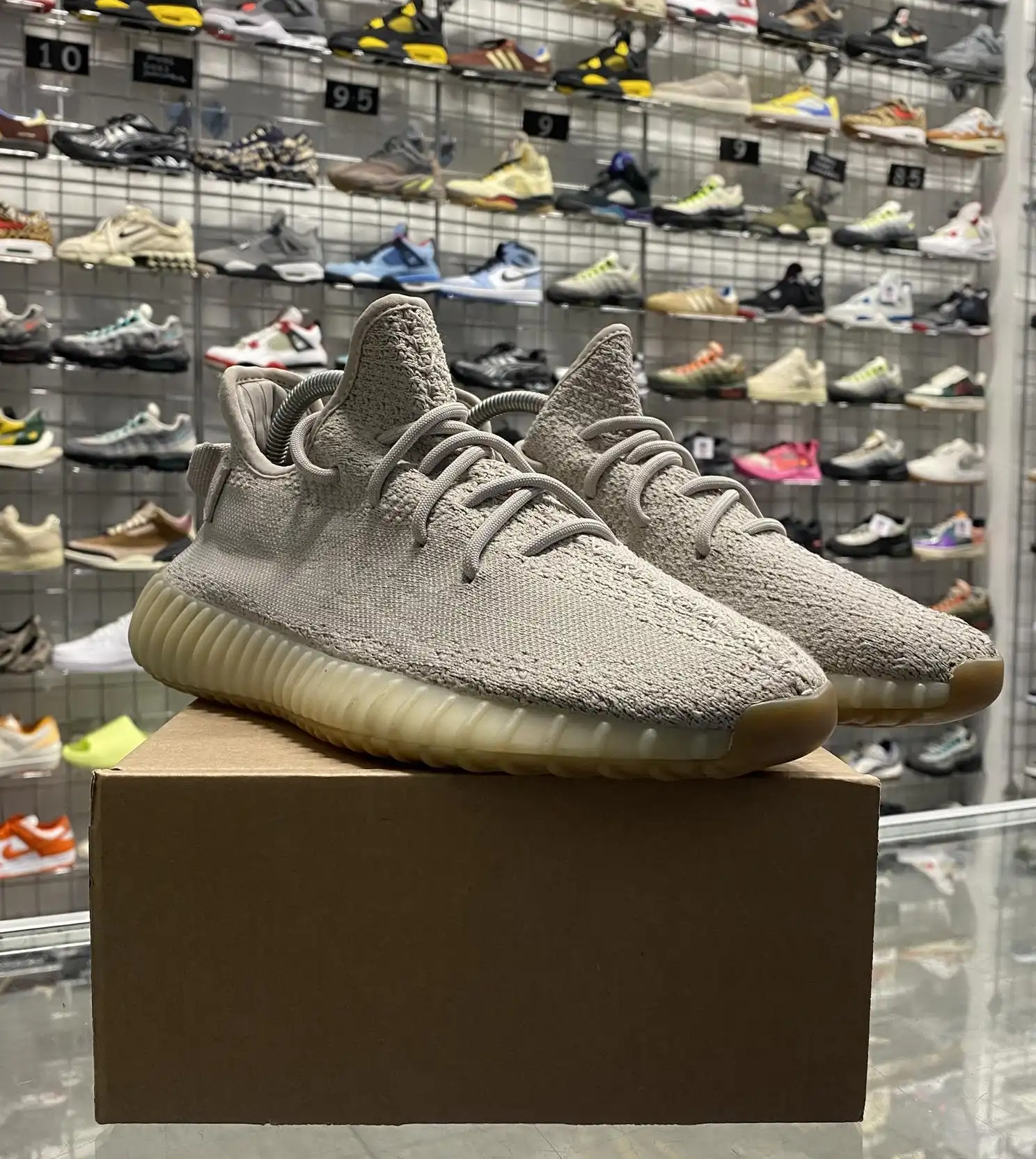 Adidas Yeezy Boost 350 V2 'Sesame' UK7.5 (No Box)