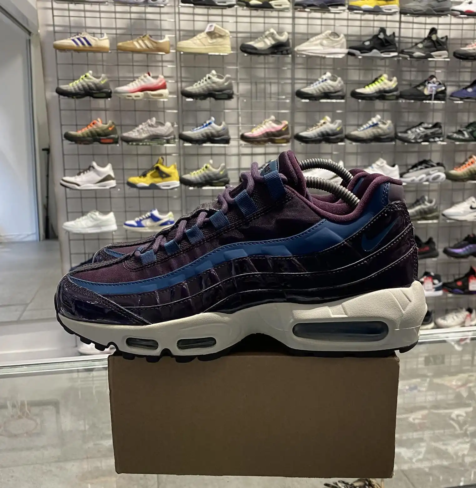 Nike Air Max 95 'Patent Purple' UK7 (No Box)