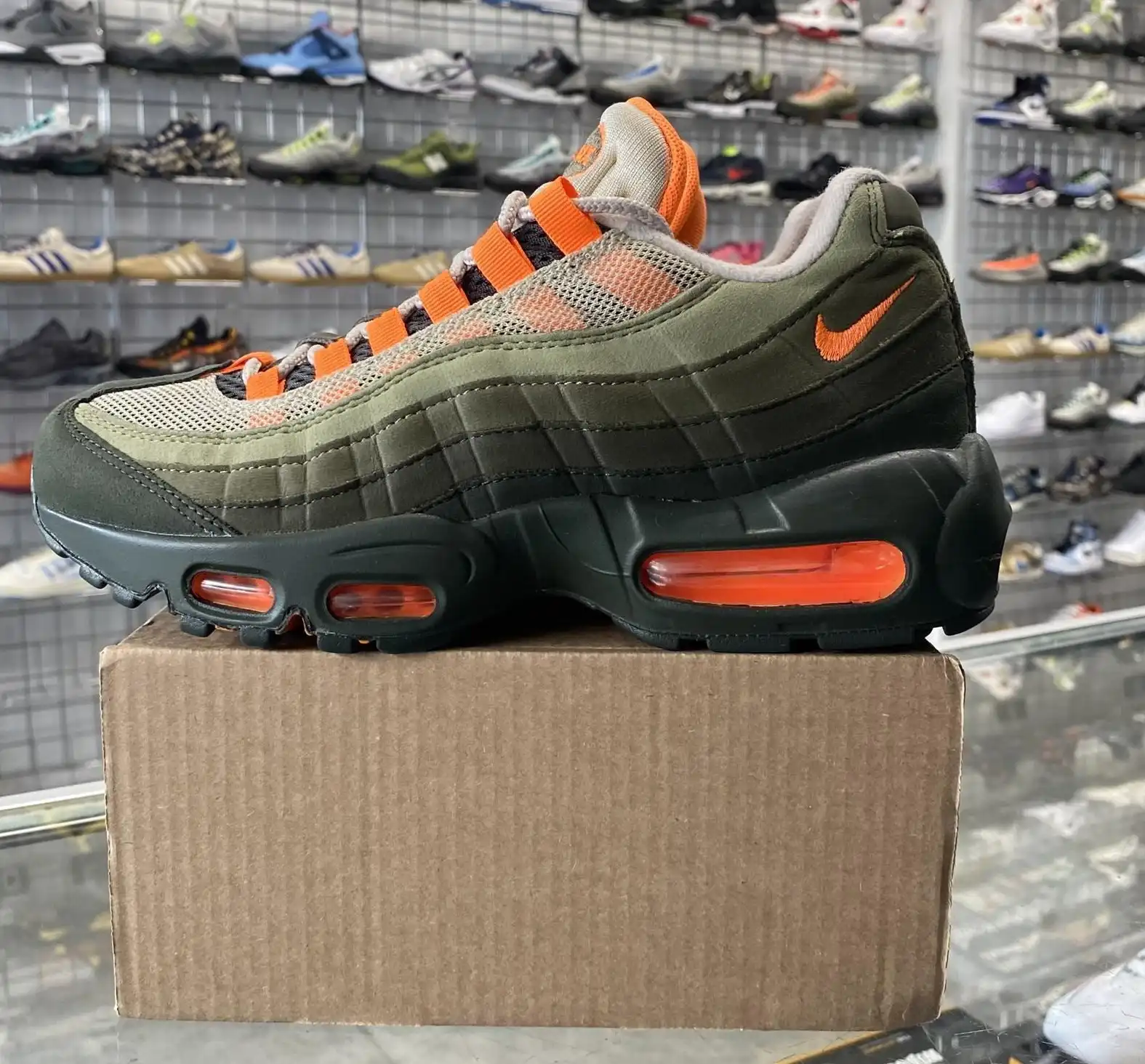 Nike Air Max 95 OG 'Neutral Olive Total Orange' UK5.5 (No Box)