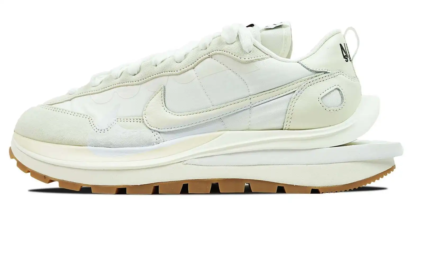 Nike Vaporwaffle sacai Sail Gum