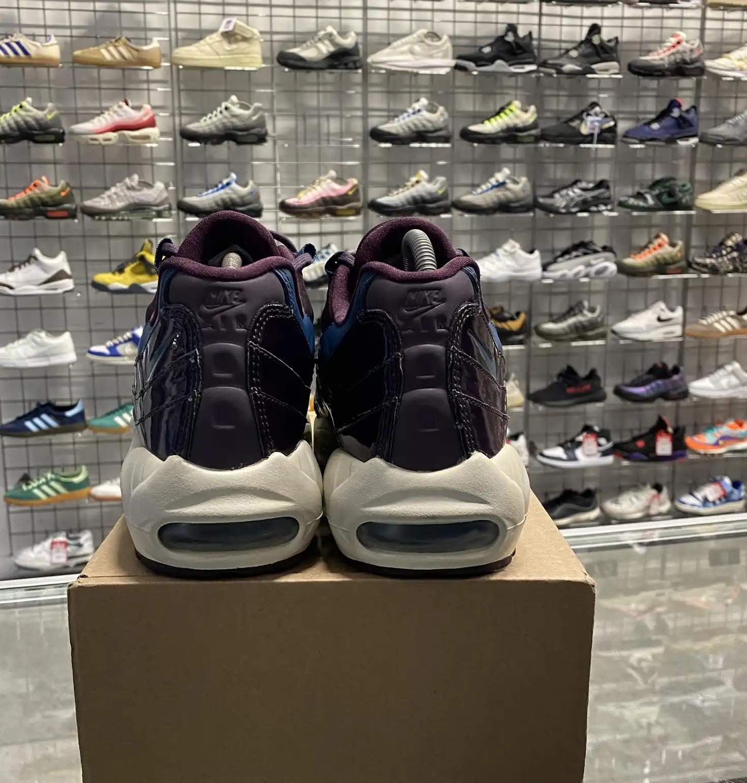 Nike Air Max 95 'Patent Purple' UK7 (No Box)