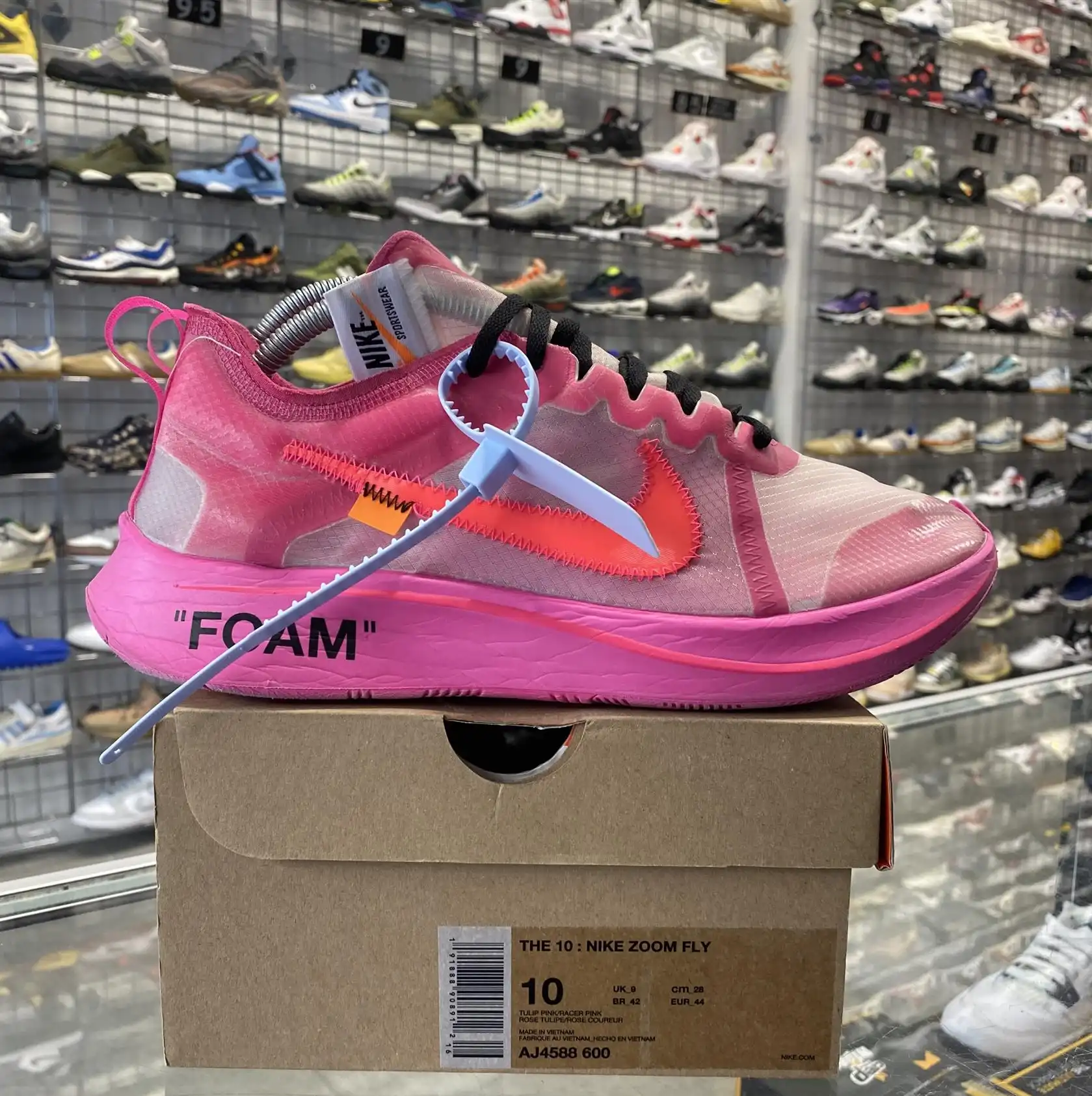 Nike Zoom Fly x Off-White 'Pink' UK9