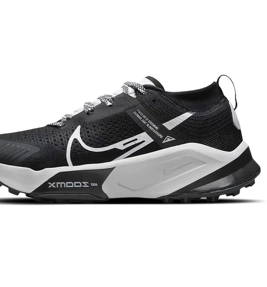 ZoomX Zegama Trail Black White W