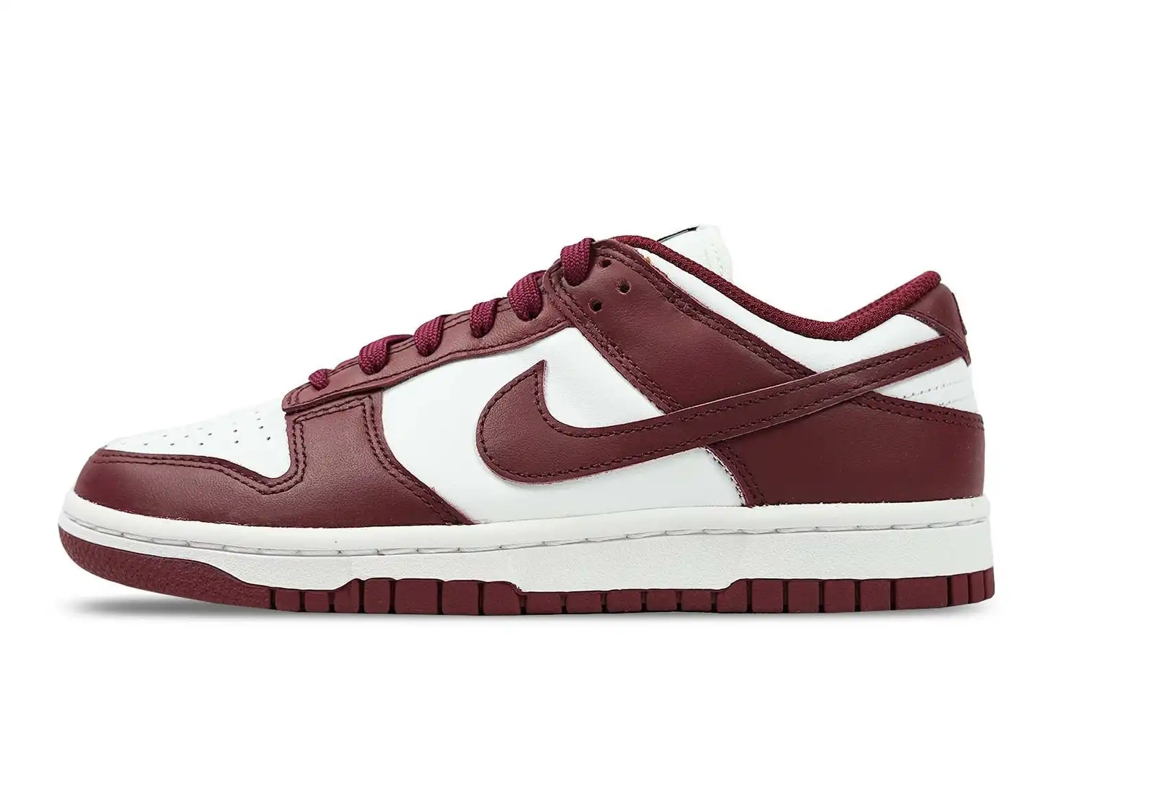 Nike Dunk Low Bordeaux W