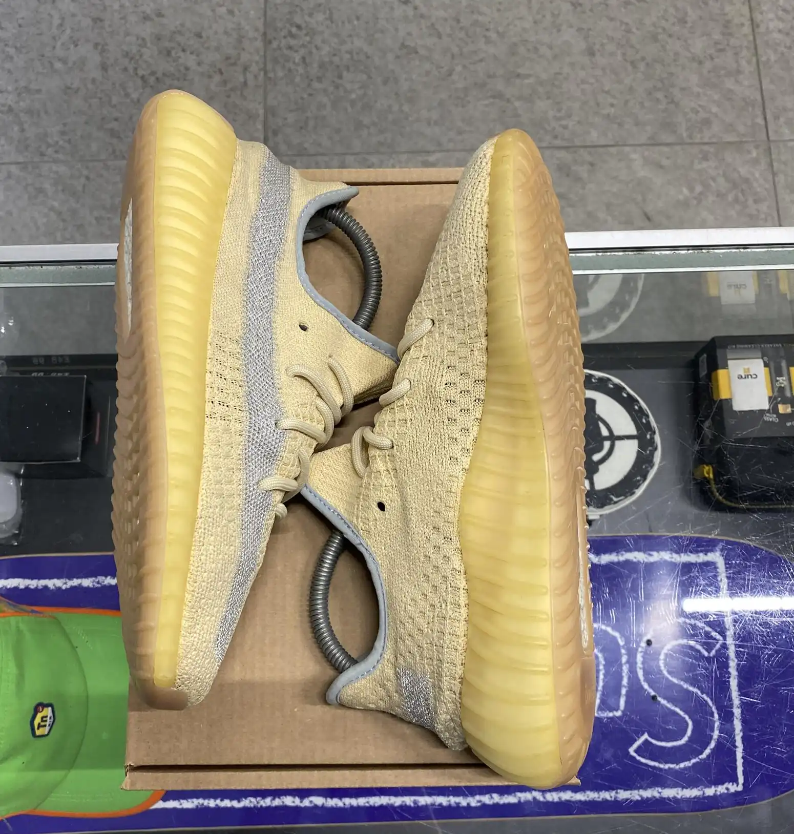 Adidas Yeezy Boost 350 V2 'Linen' UK6.5 (No Box)