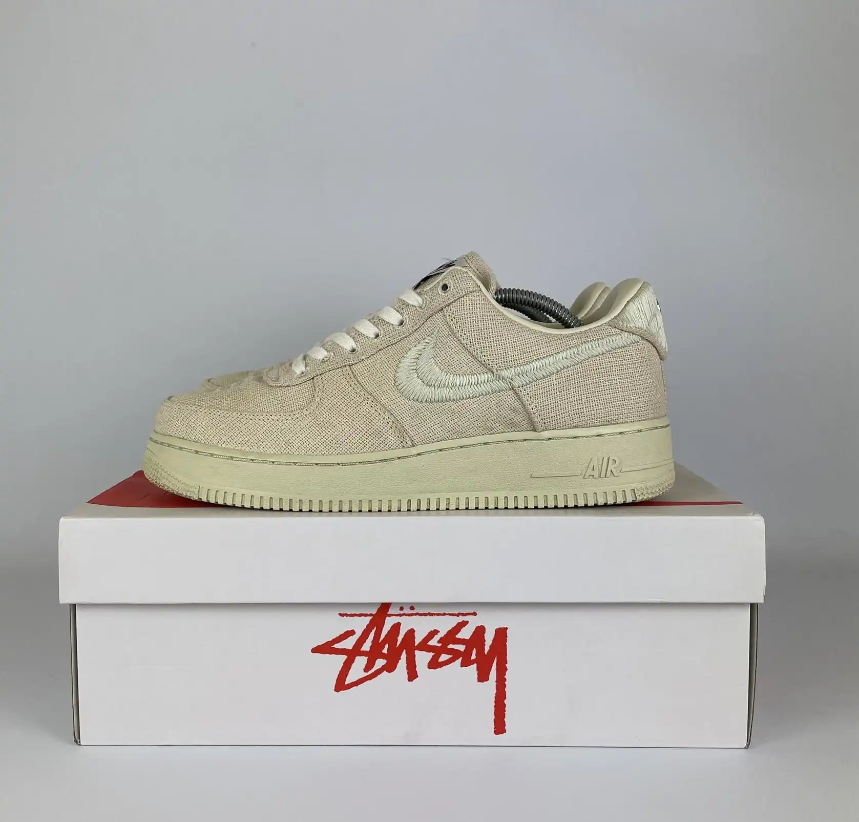 Nike Air Force 1 Low Stussy Fossil UK8