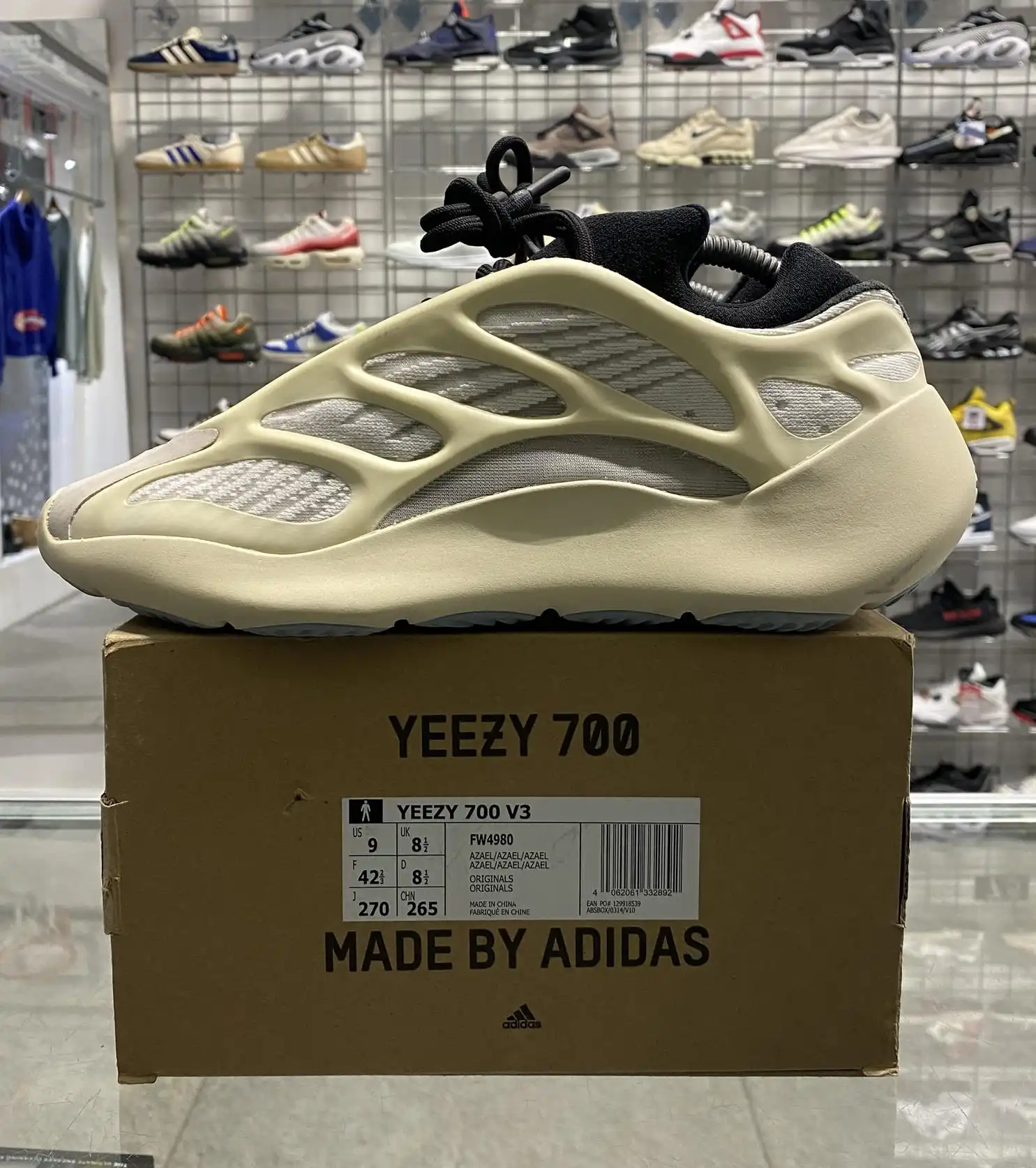 Adidas Yeezy 700 V3 'Azael' UK8.5