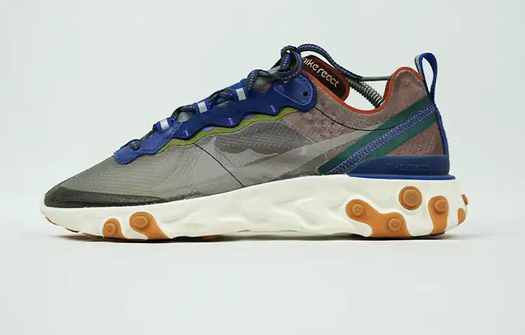 Nike React Element 87 Dusty Peach