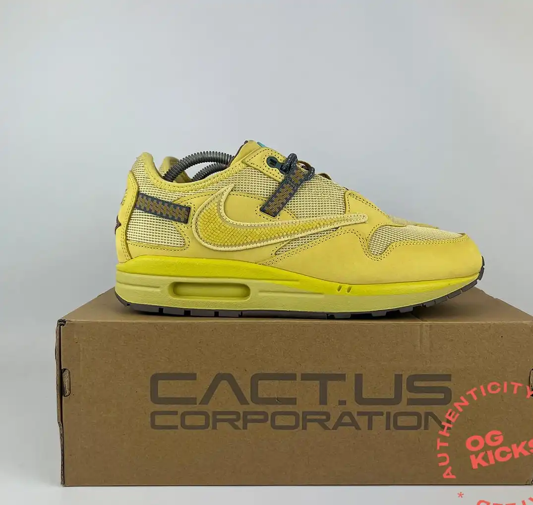 Nike Air Max 1 Travis Scott Cactus Jack Saturn Gold UK9