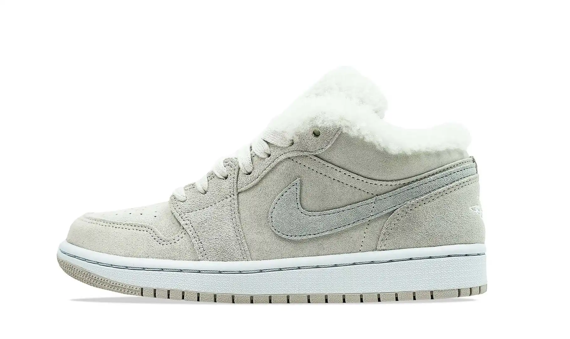 Air Jordan 1 Low SE Sherpa Fleece W