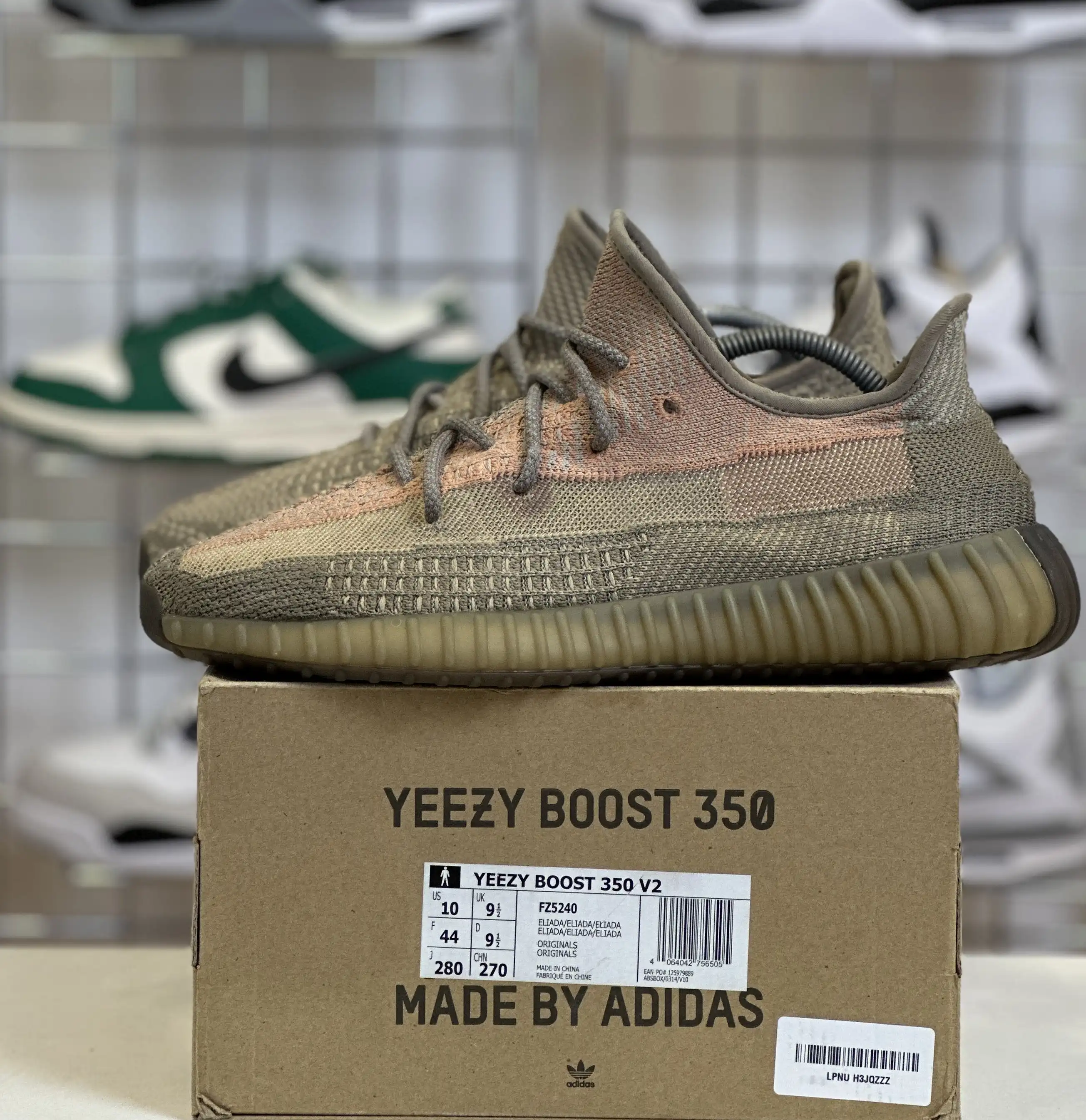 adidas Yeezy Boost 350 V2 'Sand Taupe' UK9.5