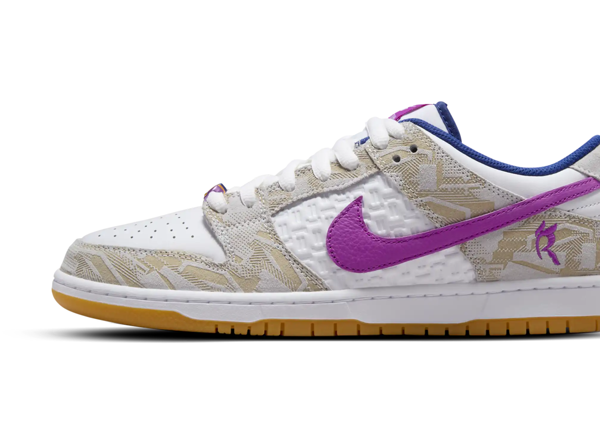 Nike SB Dunk Low 'Rayssa Leal'