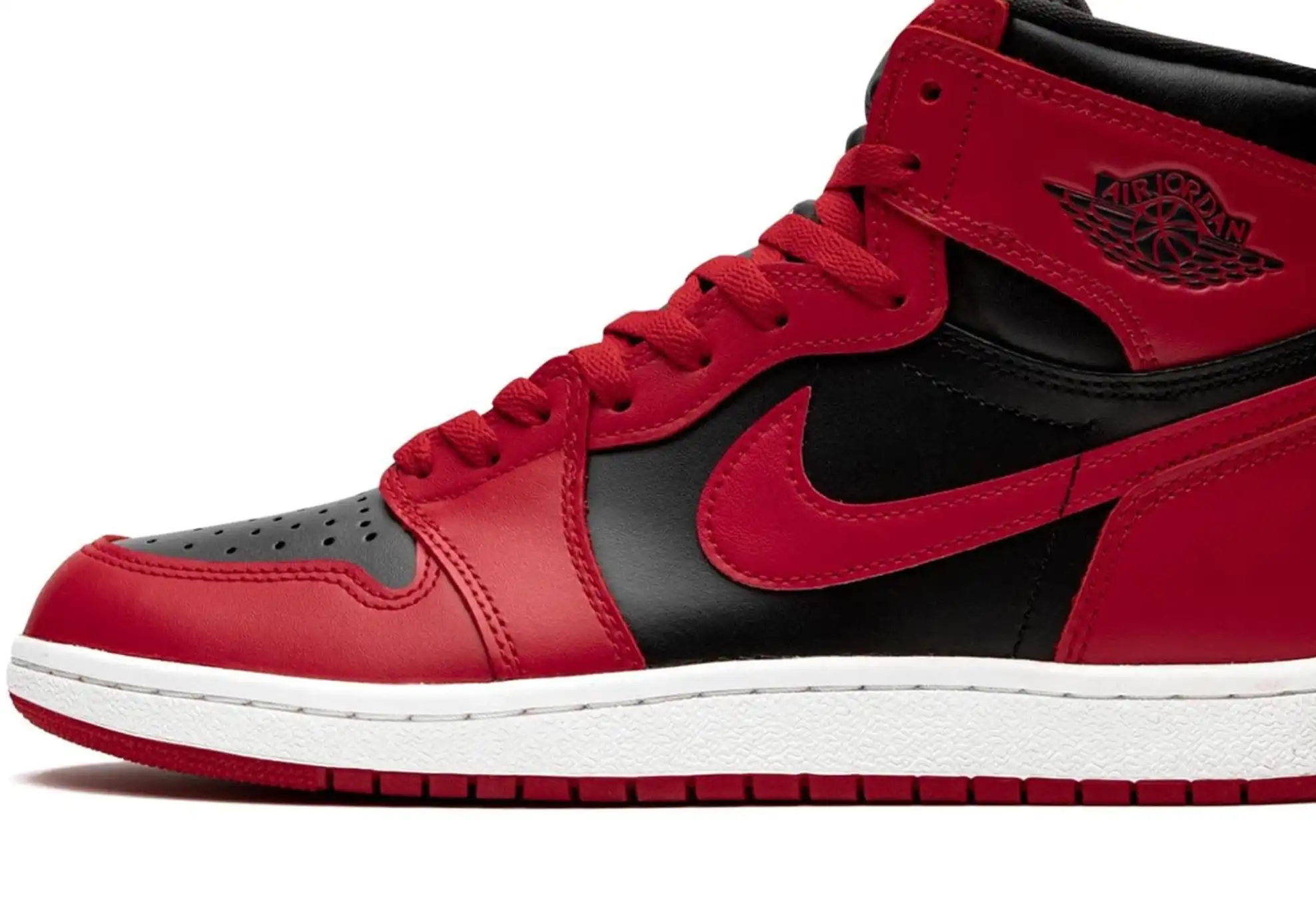 Air Jordan 1 Retro High 85 Varsity Red