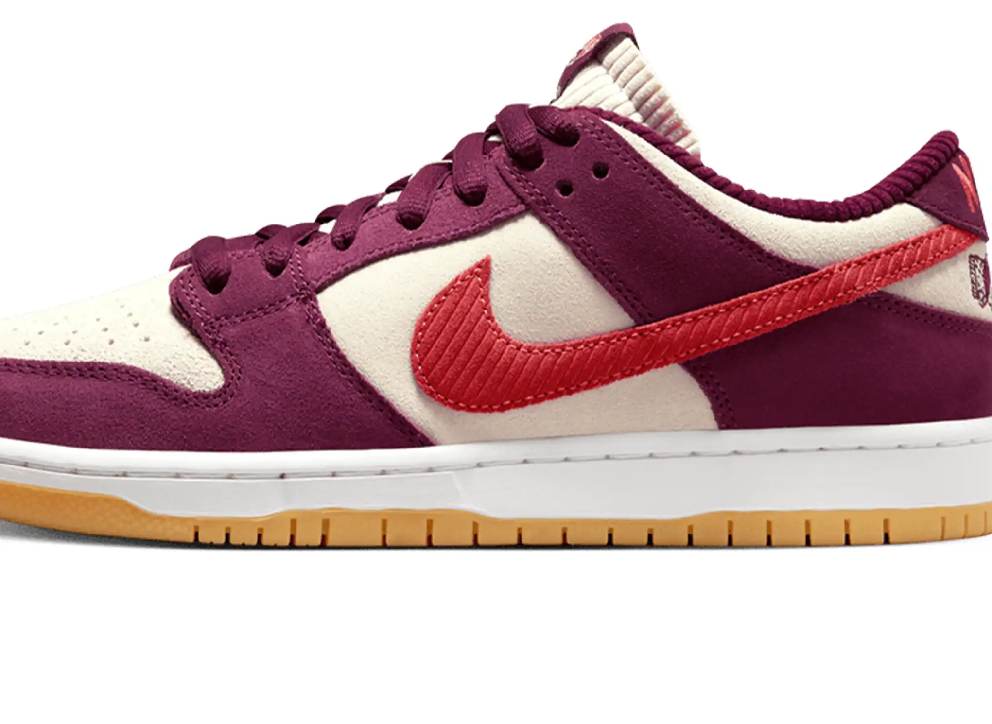 Nike SB Dunk Low Skate Like a Girl