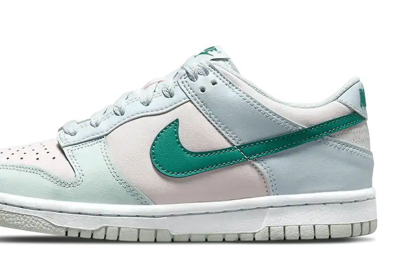 Nike Dunk Low Mineral Teal