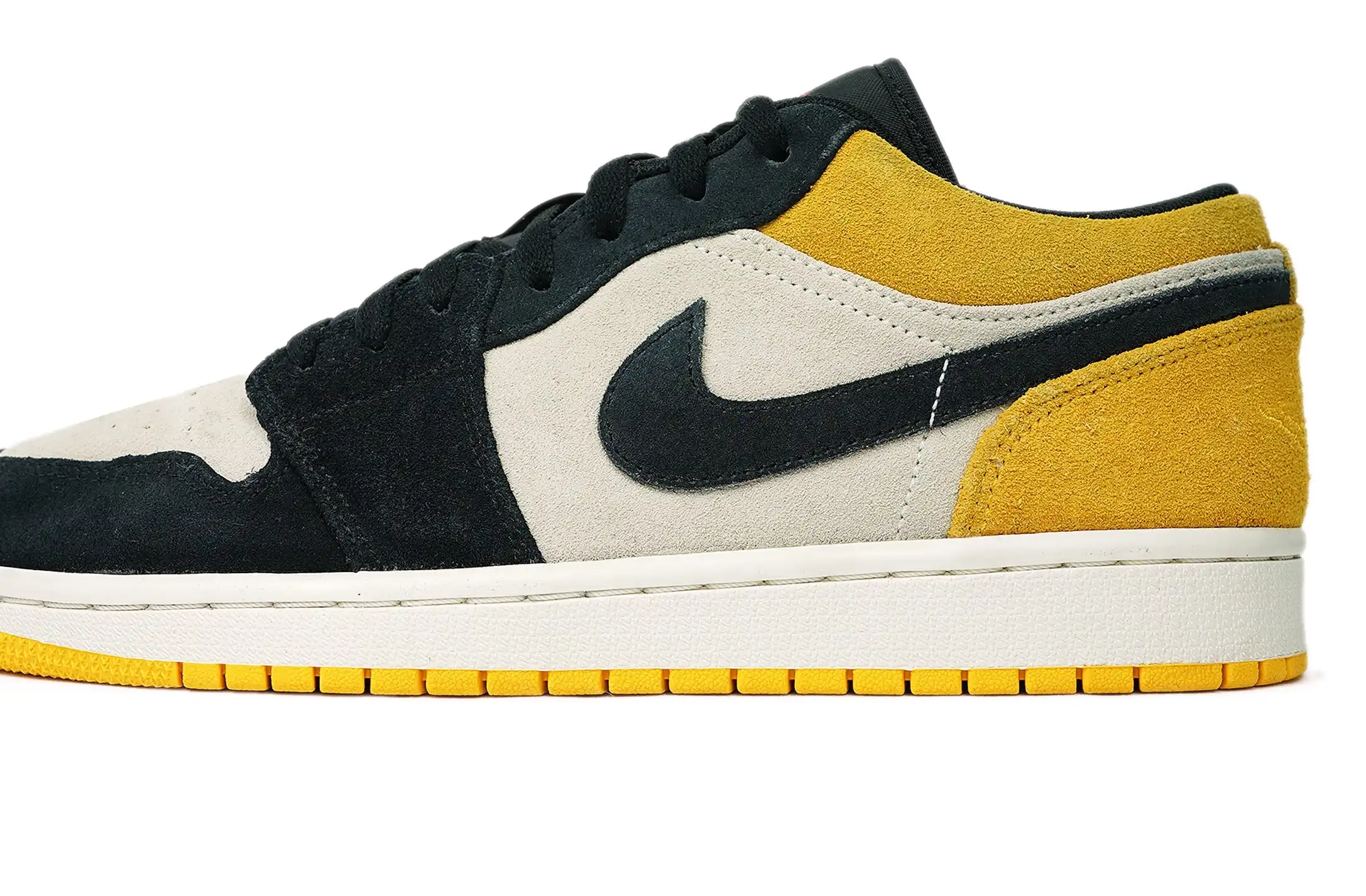 Air Jordan 1 Low Sail University Gold Black
