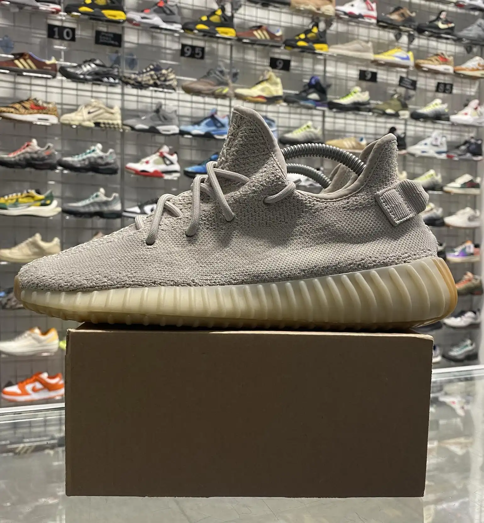 Adidas Yeezy Boost 350 V2 'Sesame' UK7.5 (No Box)