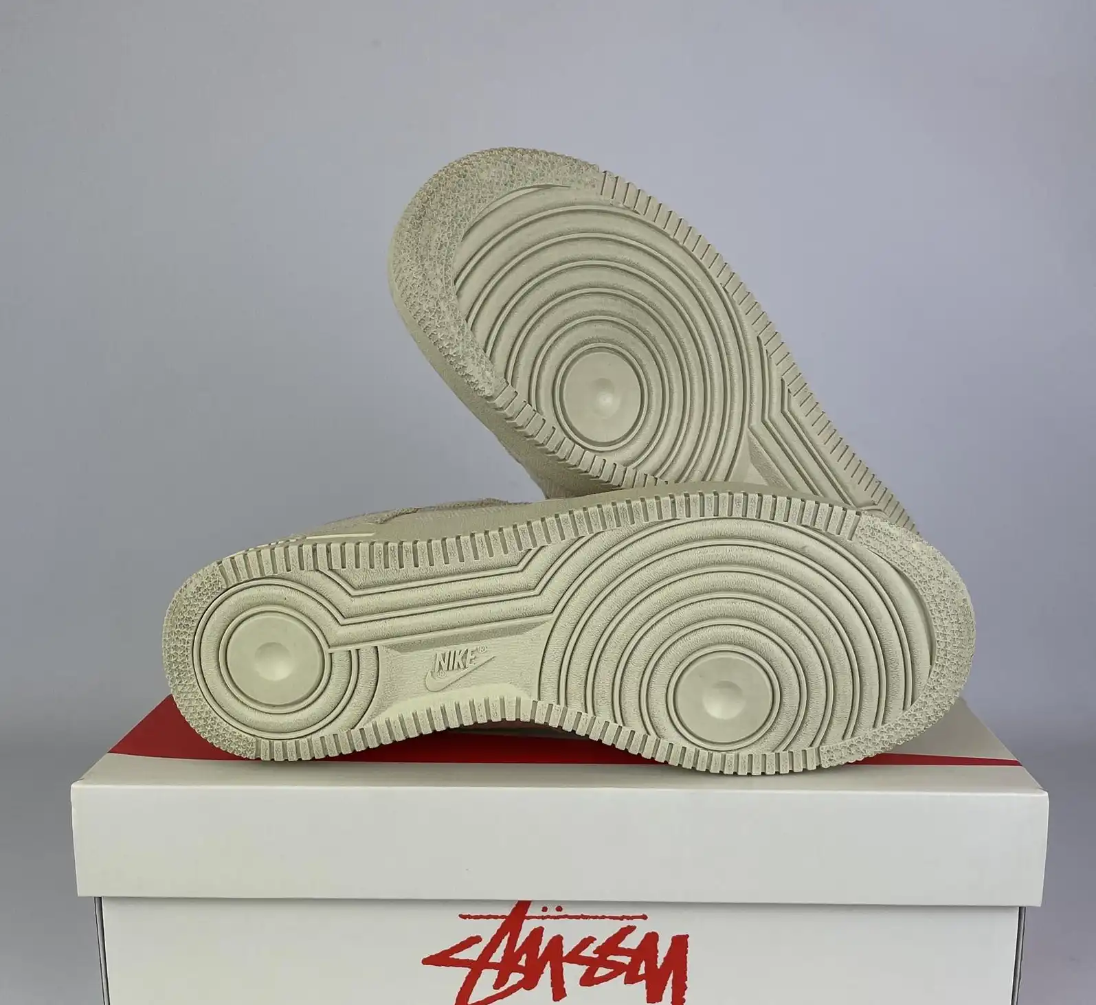 Nike Air Force 1 Low Stussy Fossil UK8.5