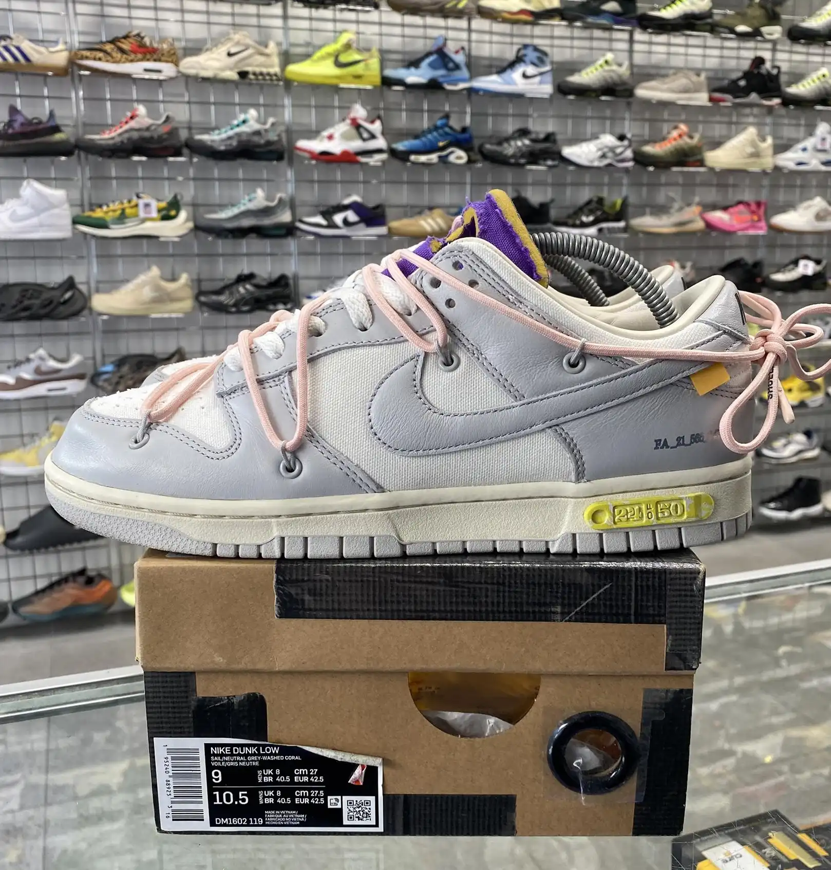 Nike Dunk Low x Off-White 'Lot 24' UK8