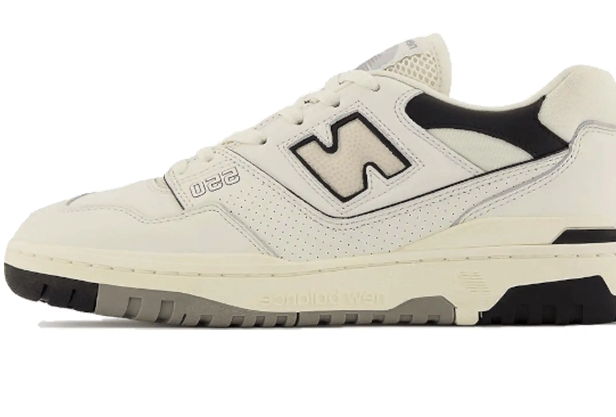 New Balance 550 Cream Black