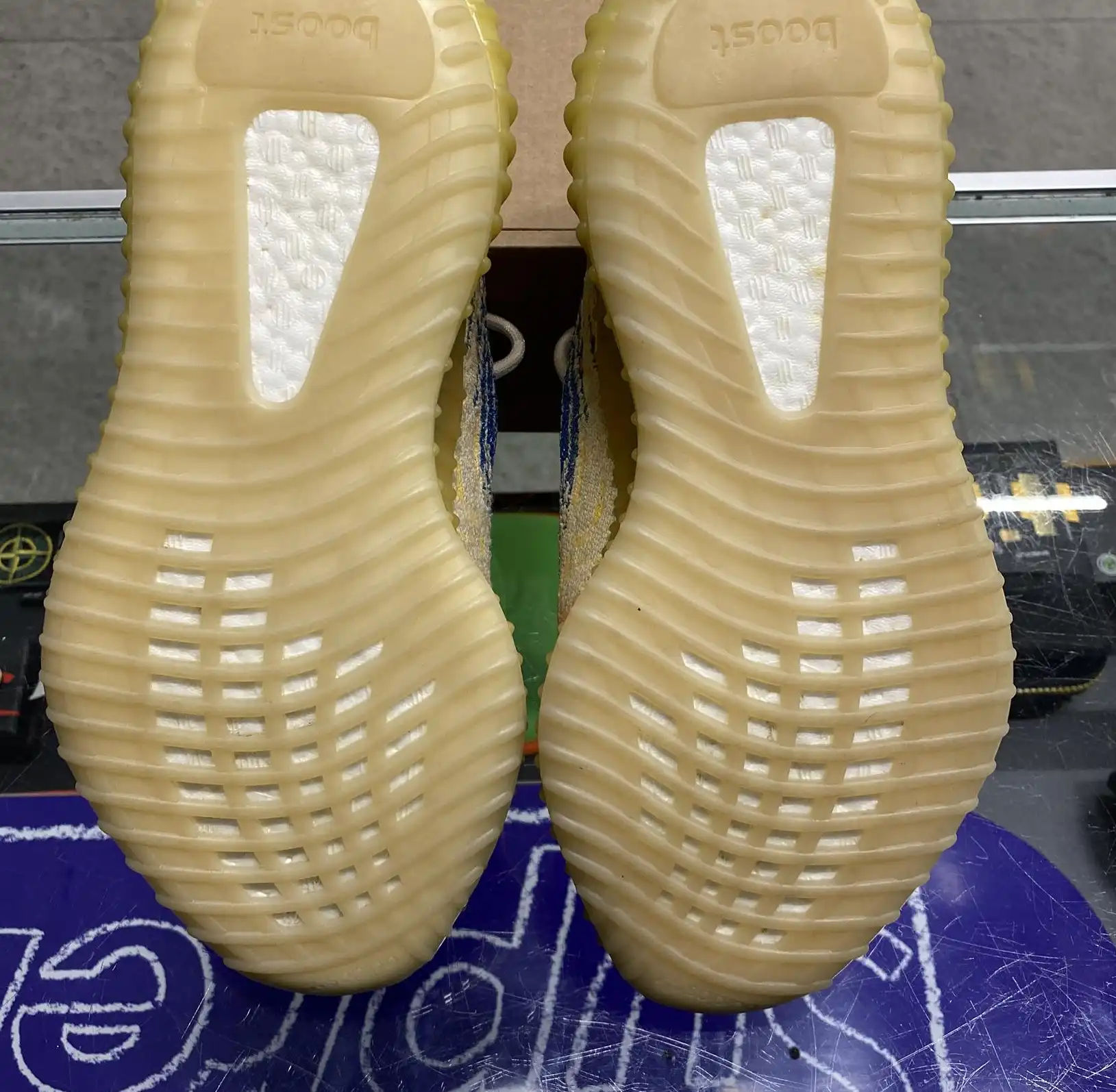Adidas Yeezy Boost 350 V2 'MX Oat' UK7.5 (No Box)