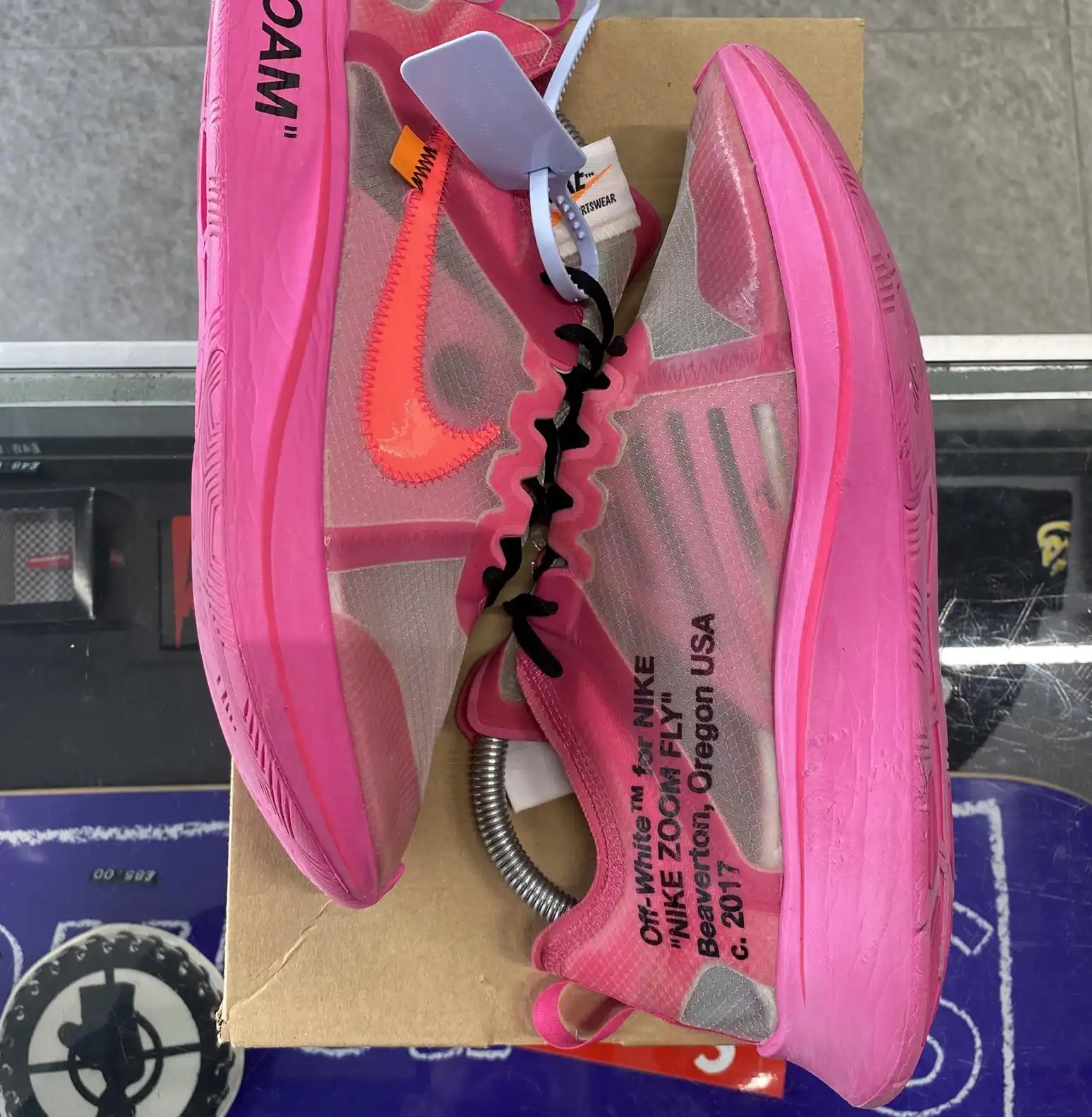 Nike Zoom Fly x Off-White 'Pink' UK9