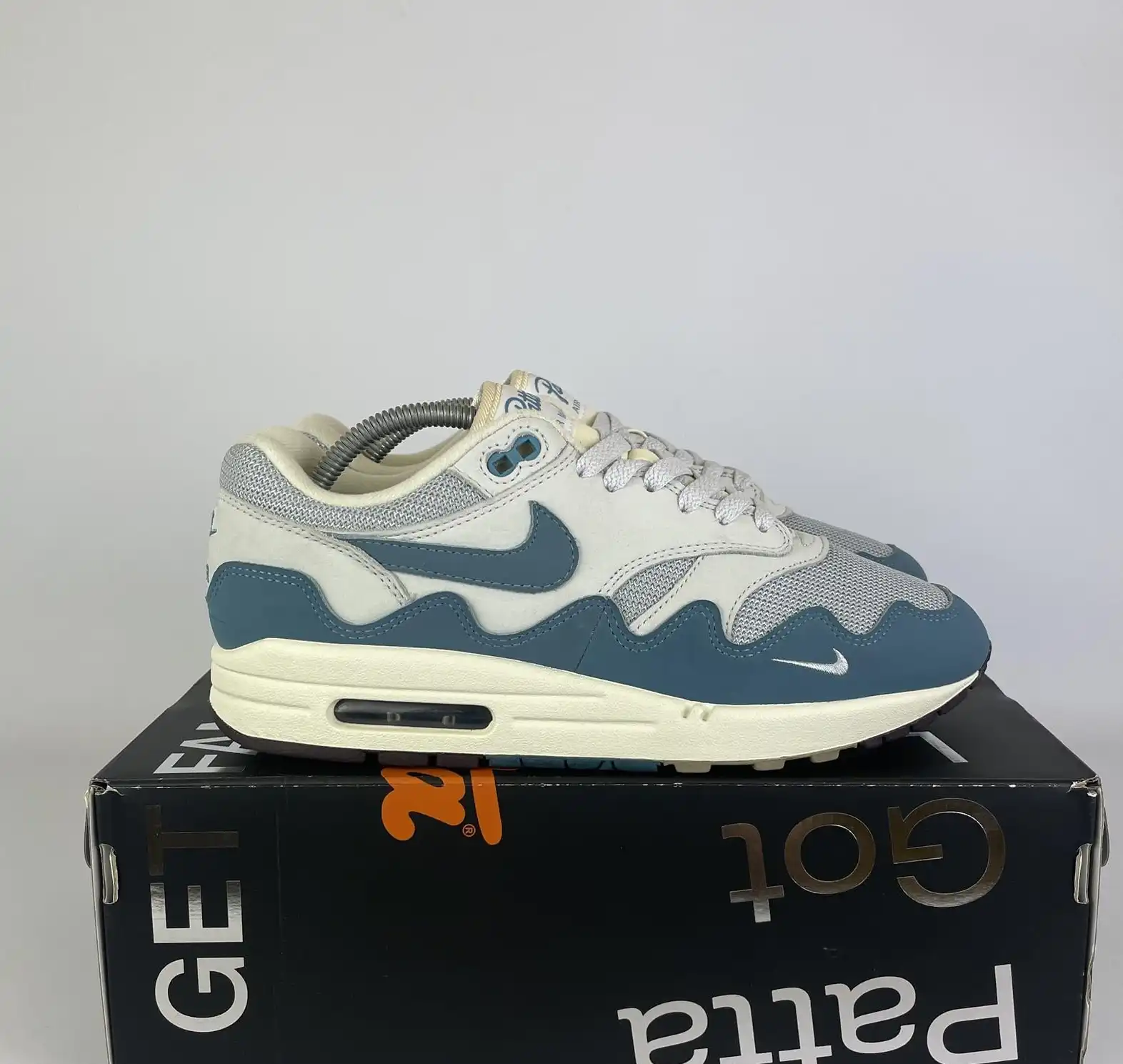 Nike Air Max 1 Patta Waves Noise Aqua (with Bracelet) UK7.5