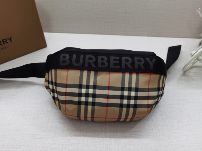 Onekick BURBERY SONNY FANNY PACK