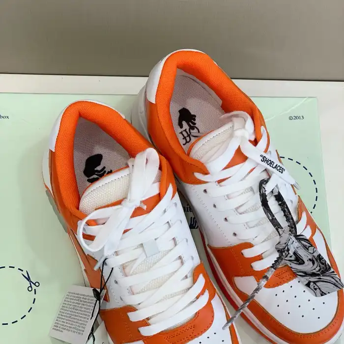 Rep OFF WHITETM C O VIRGIL ABLOH OUT OF OFFICE LOW-TOP LEATHER SNEAKERS 