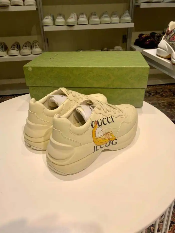 Rep GUCC SNEAKER