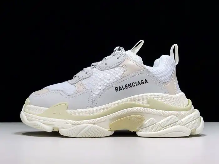 BLCG Triple S White (W) 524036-W09E1-9000