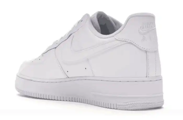 Nike Air Force 1 Low Supreme White