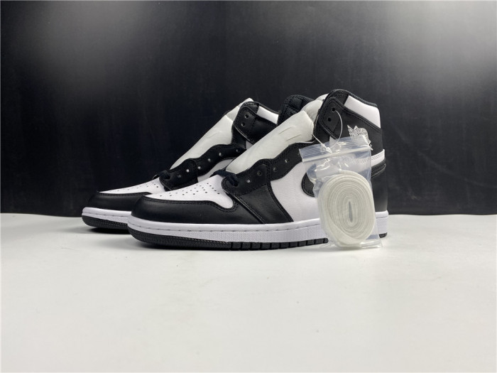 Onekick Air Jordan 1 Retro Black White (2014) 555088-010