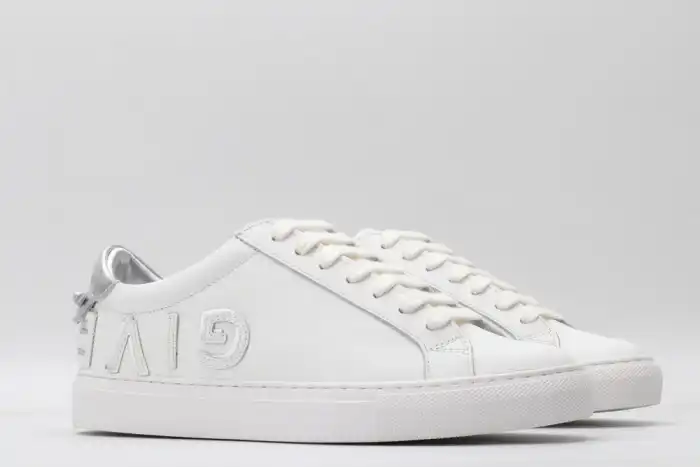 Cheap Givench LOW-TOP SNEAKER