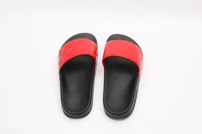 GUCC SLIPPERS