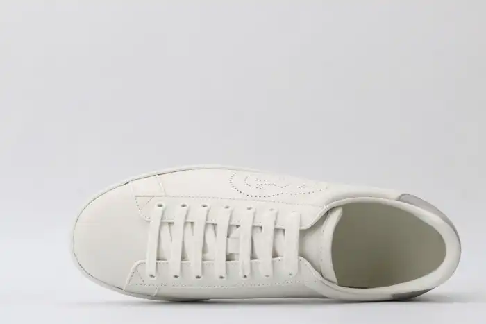 GUCC LOW-TOP SNEAKER