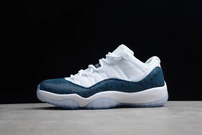 Air Jordan 11 Low Navy Blue Snakeskin CD6846-102