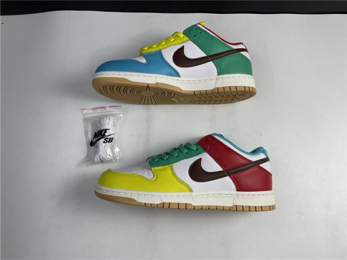 Onekick Nike Dunk SB Low Free 99 DH0952-100