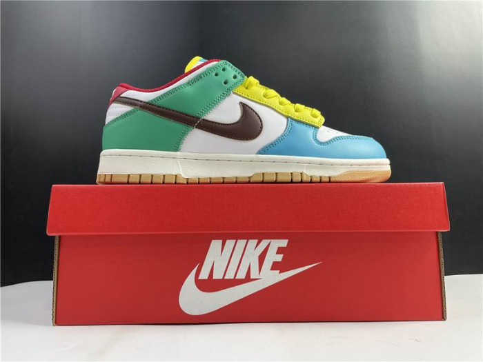 Onekick Nike Dunk SB Low Free 99 DH0952-100