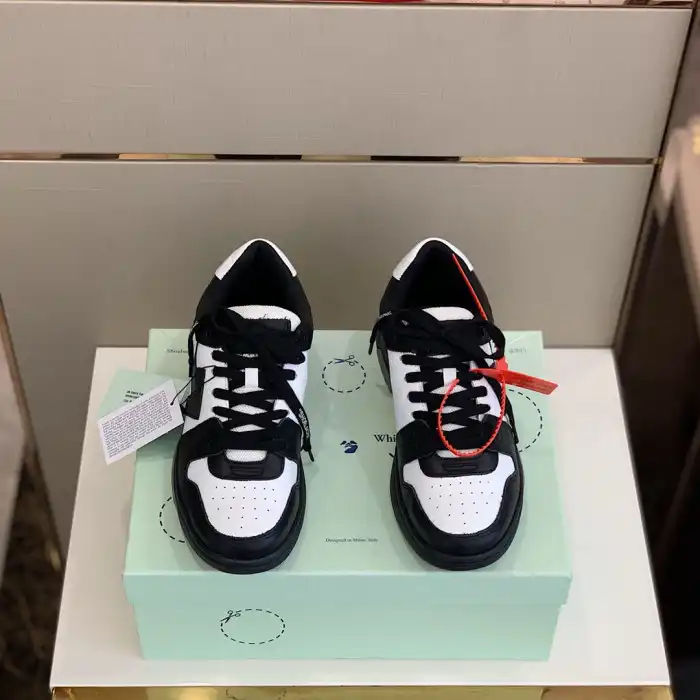 OFF WHITETM C O VIRGIL ABLOH OUT OF OFFICE LOW-TOP LEATHER SNEAKERS 