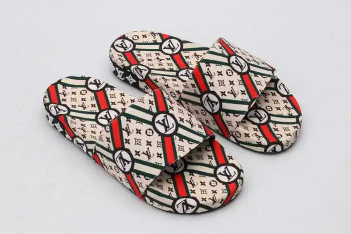 Loui Vuitto SLIPPERS