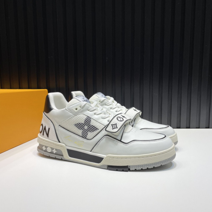 Onekick LV TRAINER SNEAKER LOW