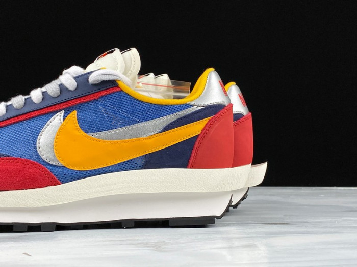 Sacai x Nike LDWaffle Trainer Varsity Blue Varsity Red BV0073-400