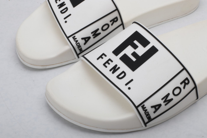 Onekick Fend1 Slippers